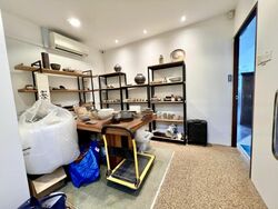 Redhill Forum (D3), Factory #455306031